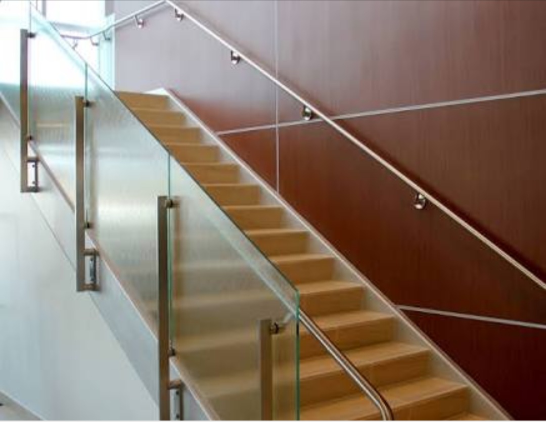 SS Glass Staircase